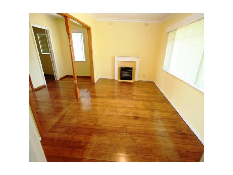 13 Briarfield Road, Noble Park North VIC 3174