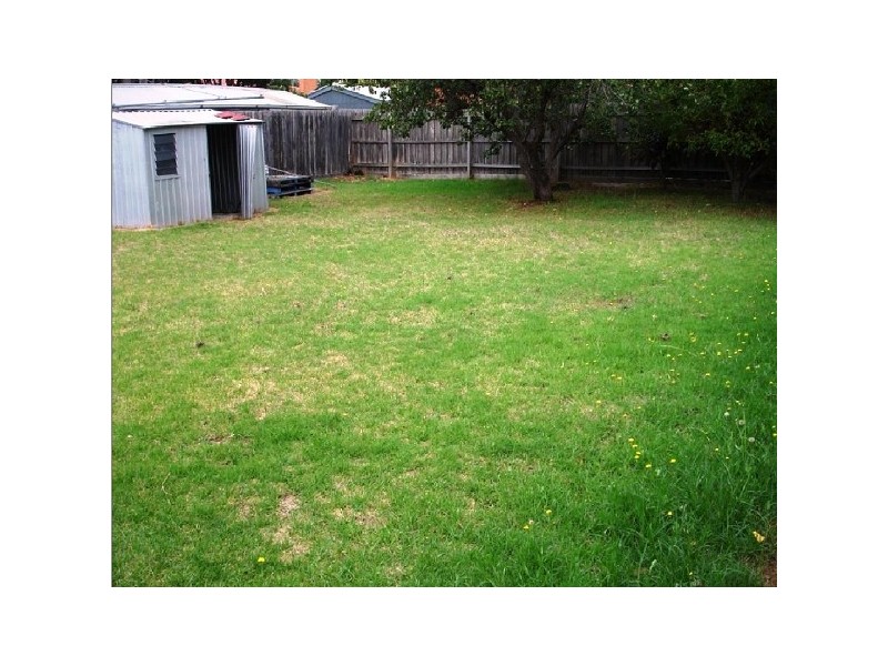 6 Donald Street, Springvale VIC 3171