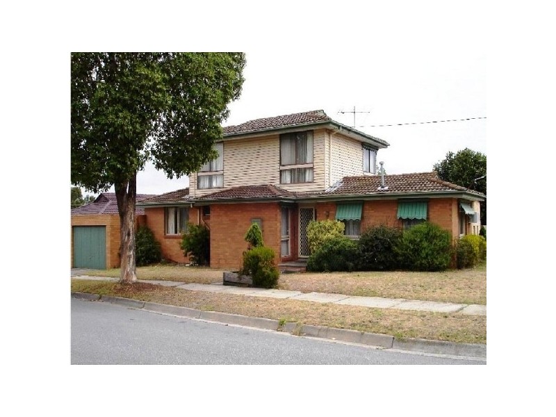 7 Cambridge Drive, Springvale South VIC 3172