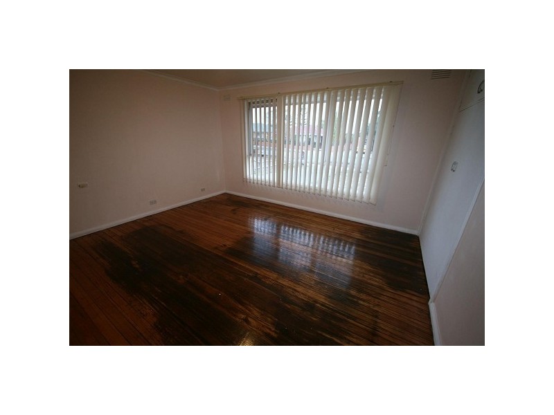 31 Wallarano Drive, Noble Park VIC 3174