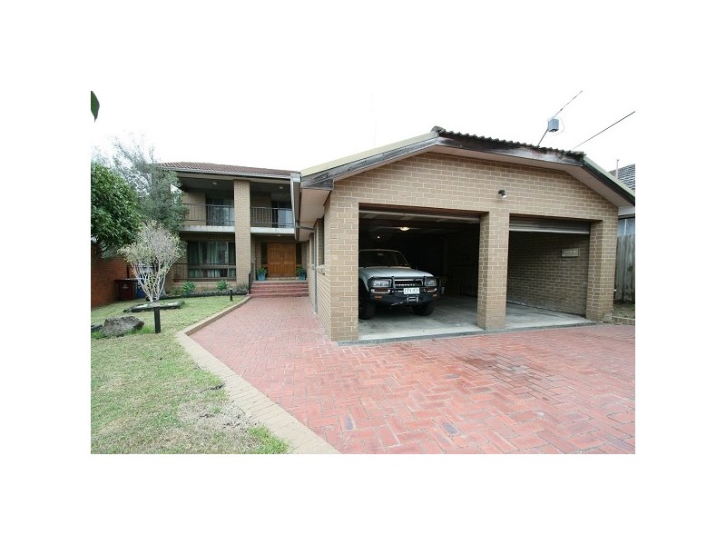 8 Hodgkinson Court, Springvale VIC 3171