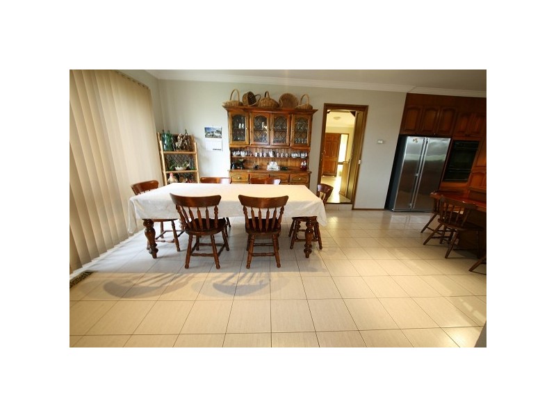 8 Hodgkinson Court, Springvale VIC 3171