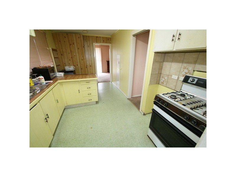 10 Hodgkinson Court, Springvale VIC 3171