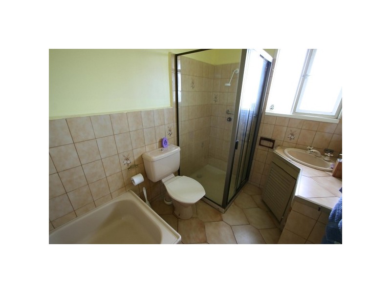 10 Hodgkinson Court, Springvale VIC 3171