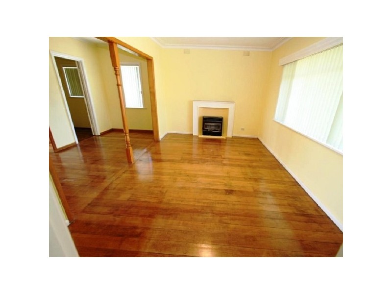 13 Briarfield Road, Noble Park North VIC 3174