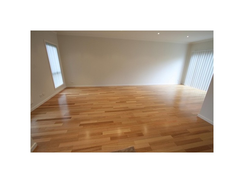 2/1 Rhodes Street, Springvale VIC 3171