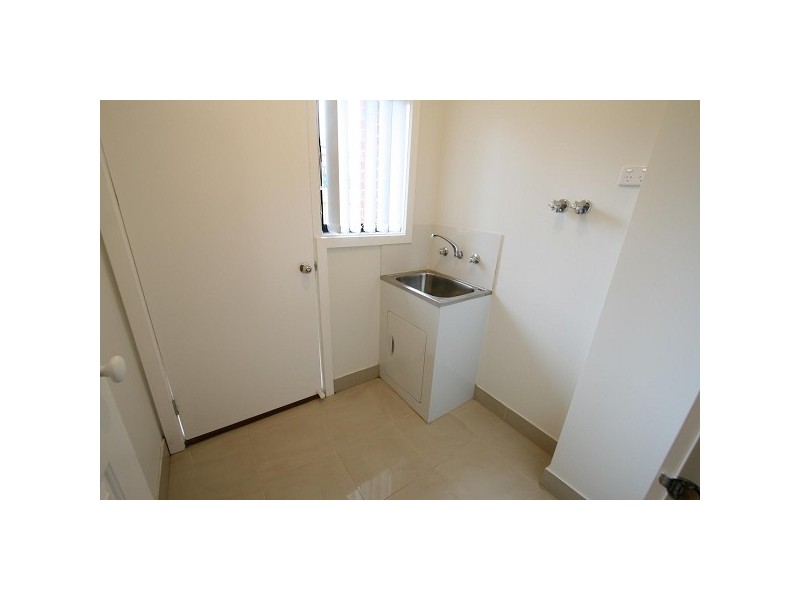 2/1 Rhodes Street, Springvale VIC 3171