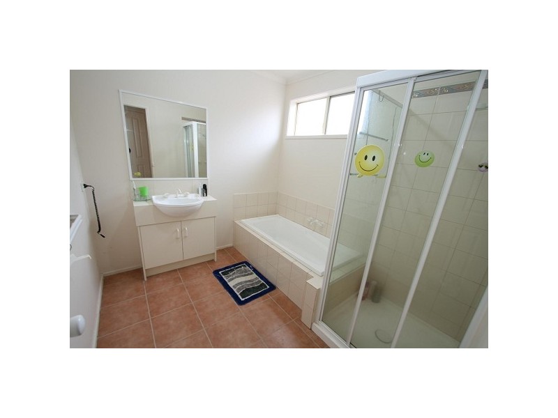 2 Bickerton Court, Rowville VIC 3178