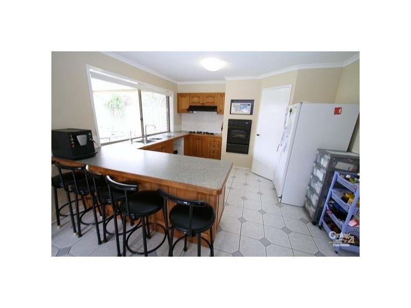 13 Vella Court, Springvale South VIC 3172