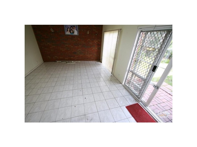 8 Campbell Gove, Dingley Village VIC 3172