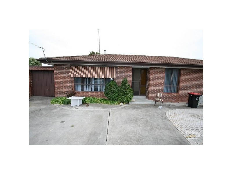 2-4 Bevan Avenue, Clayton South VIC 3169