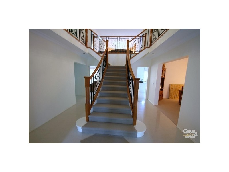 53 Piermont Way, Berwick VIC 3806