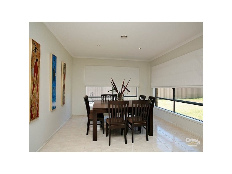 9 Gianluca Avenue, Keysborough VIC 3173