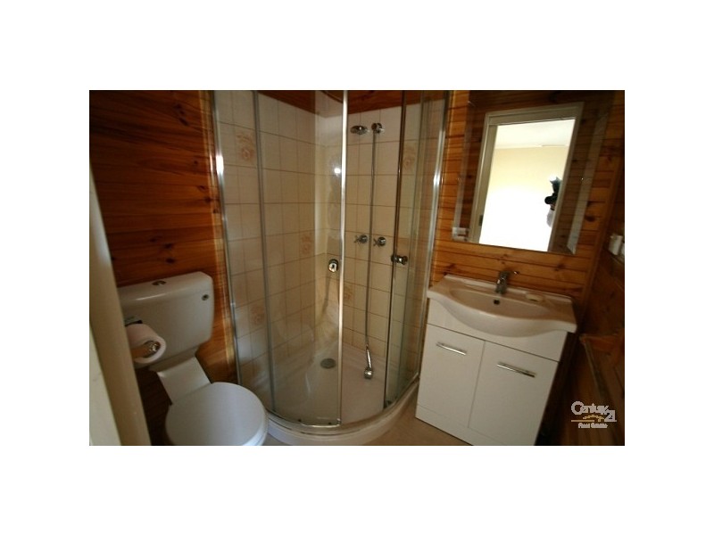 19 Lachlan Road, Melton South VIC 3338