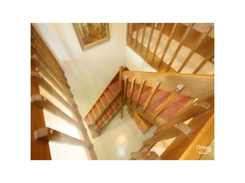 8 Hodgkinson Court, Springvale VIC 3171