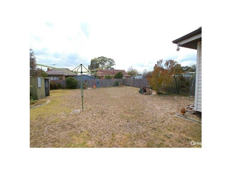23 Newcomen Road, Springvale VIC 3171