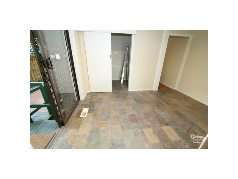 19 Lachlan Road, Melton South VIC 3338