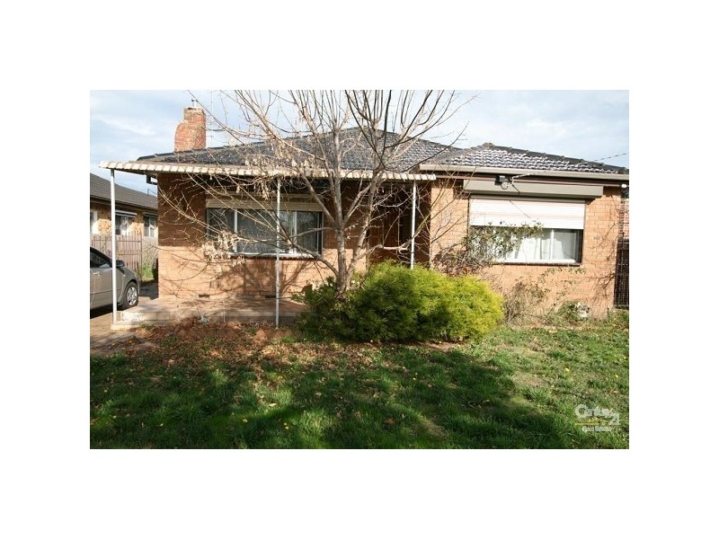 10 Linda Street, Clayton South VIC 3169