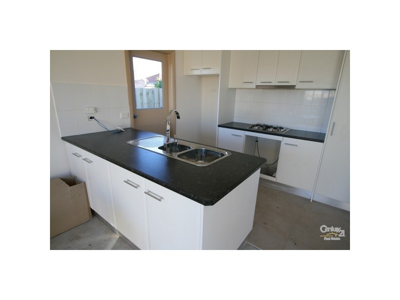 2/20 Mein Street, Springvale VIC 3171