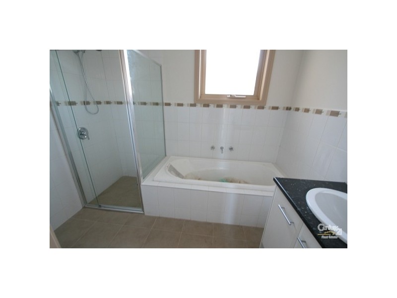 2/20 Mein Street, Springvale VIC 3171