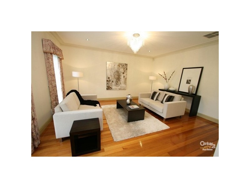 2 Coonil Street, Oakleigh South VIC 3167