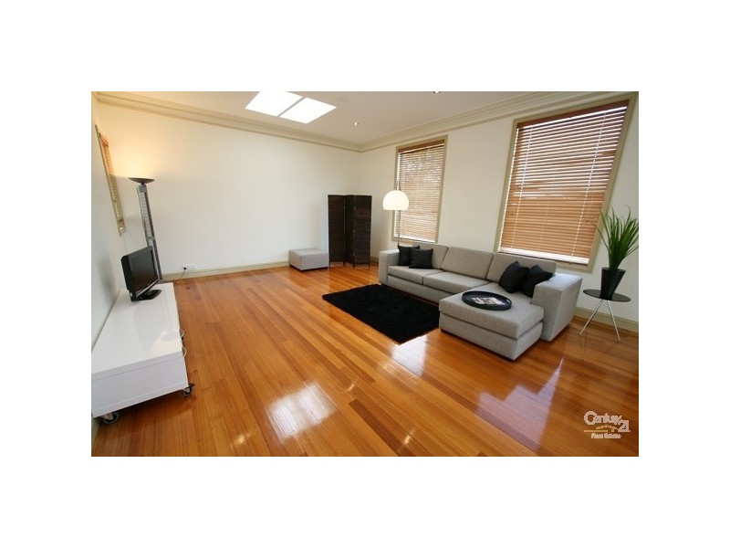 2 Coonil Street, Oakleigh South VIC 3167