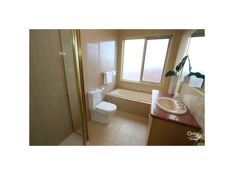 2 Coonil Street, Oakleigh South VIC 3167