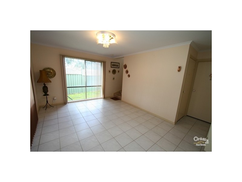 36 Lee Avenue, Springvale VIC 3171