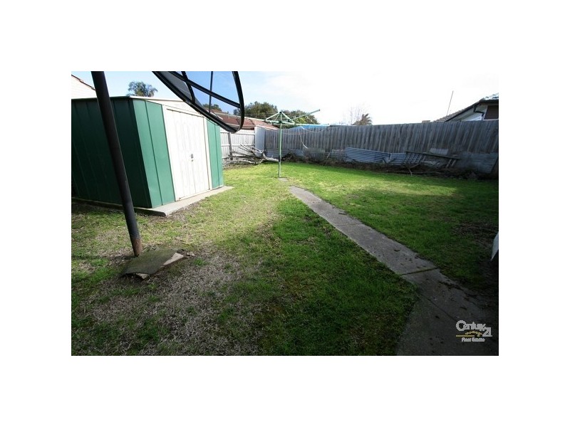 36 Lee Avenue, Springvale VIC 3171