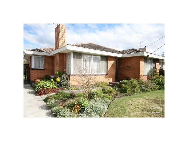 18 Fairbairn Street, Springvale VIC 3171