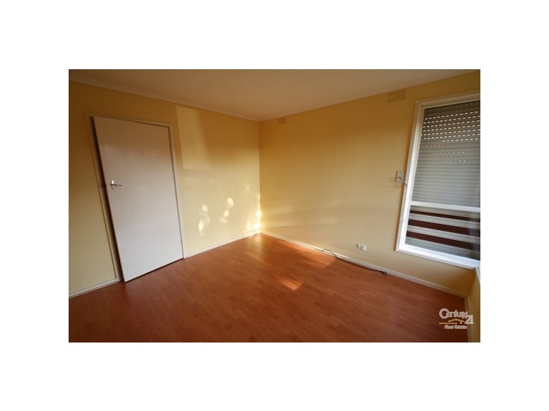 3 Large Street, Springvale VIC 3171