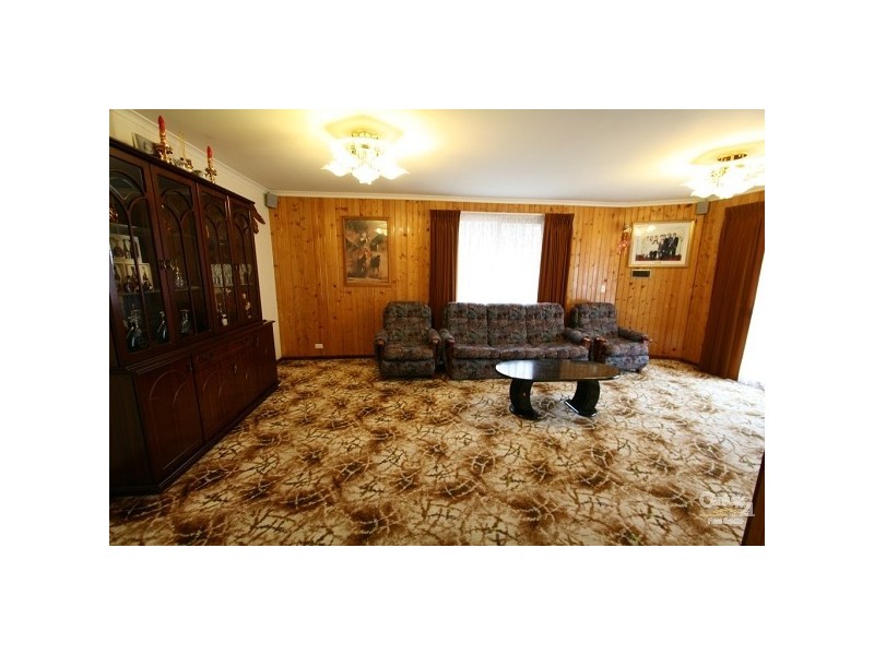 17 Koolena Close, Clayton South VIC 3169