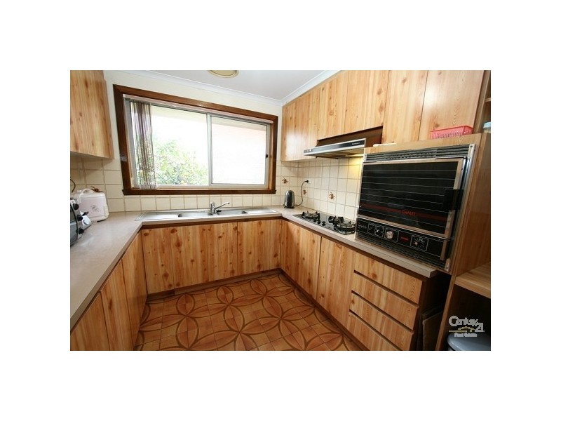 17 Koolena Close, Clayton South VIC 3169