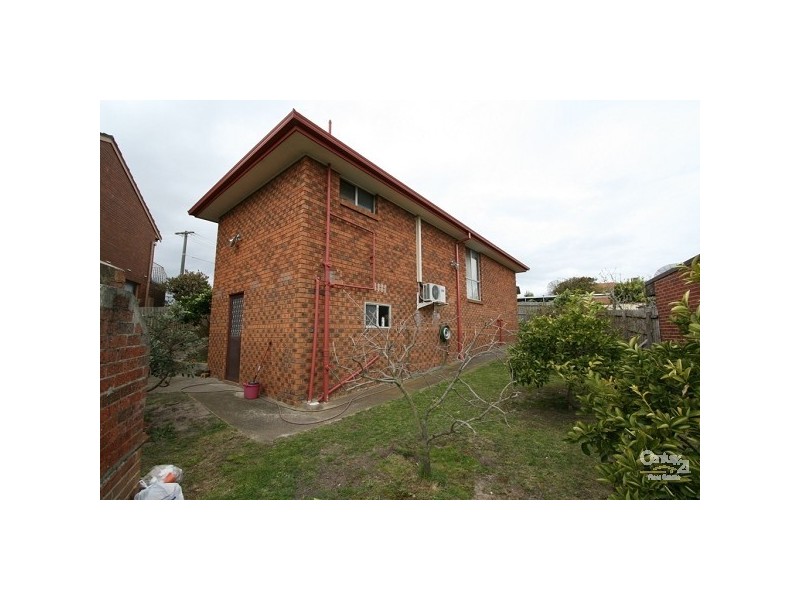 17 Koolena Close, Clayton South VIC 3169