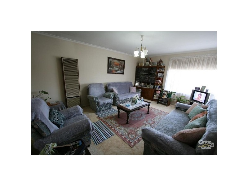 2/37 Gove Street, Springvale VIC 3171