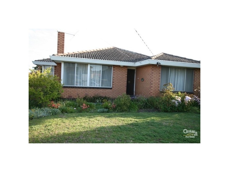 18 Fairbairn Street, Springvale VIC 3171