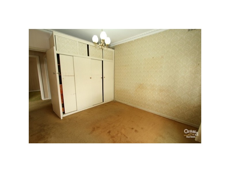 24 McMillan Street, Clayton South VIC 3169