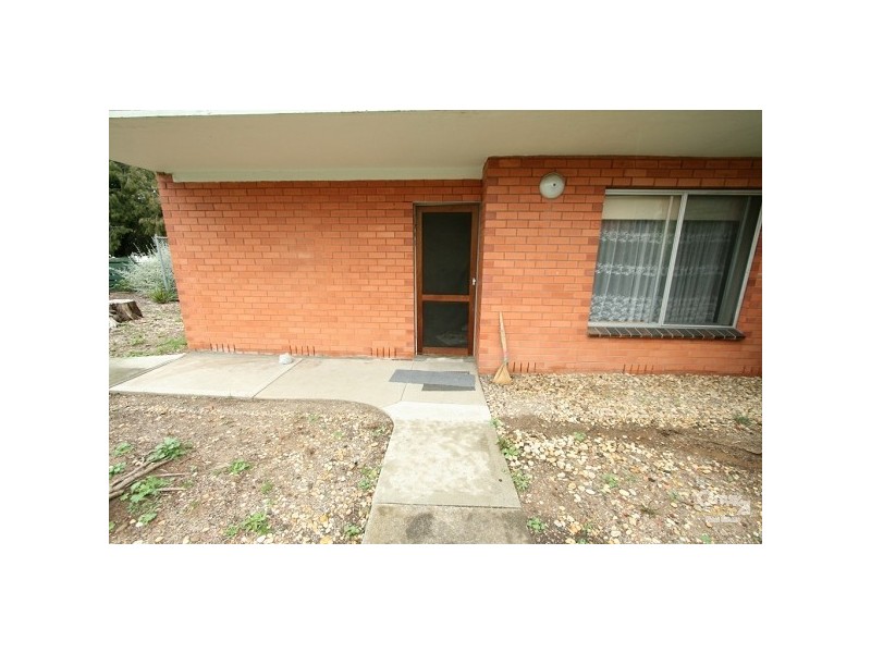 1/2-6 Kelvin Grove Springvale, Springvale VIC 3171