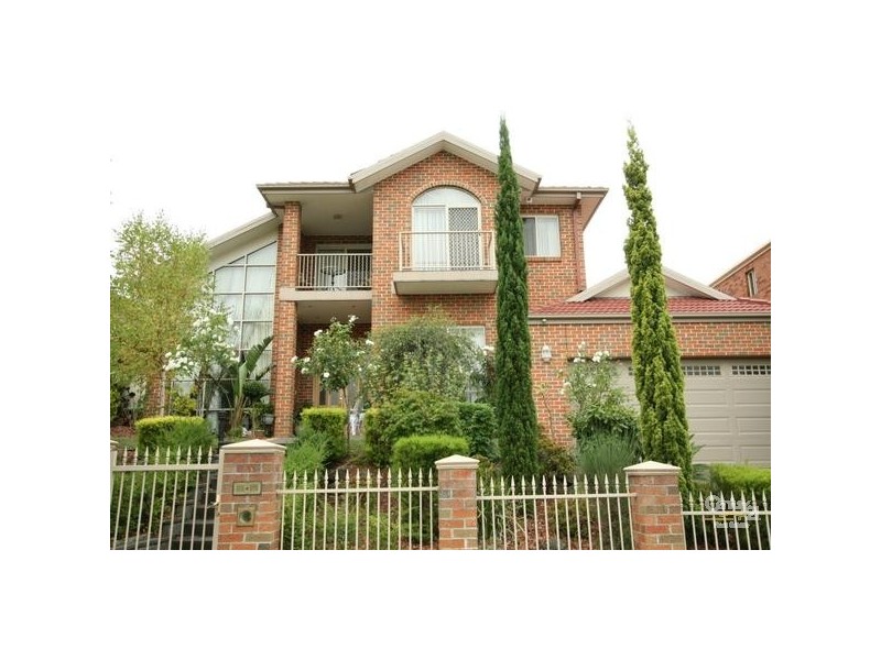 66 Lawson Way, Endeavour Hills VIC 3802
