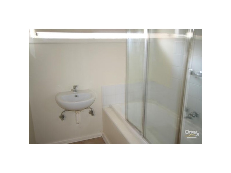 9/2-6 Kelvin Grove, Springvale VIC 3171