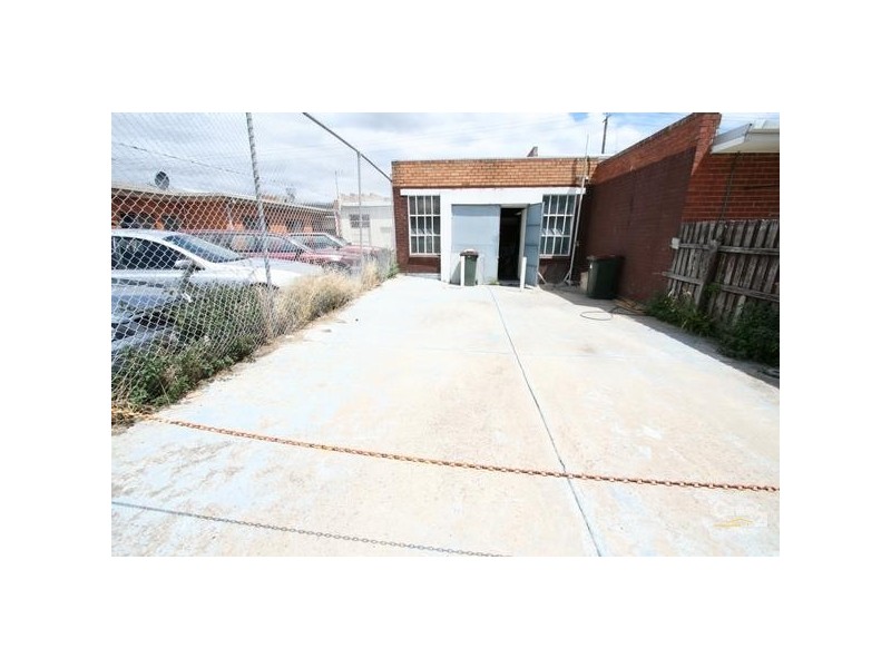 1461 Centre Road, Clayton VIC 3168