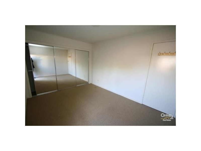 10/135 Athol Road, Springvale South VIC 3172