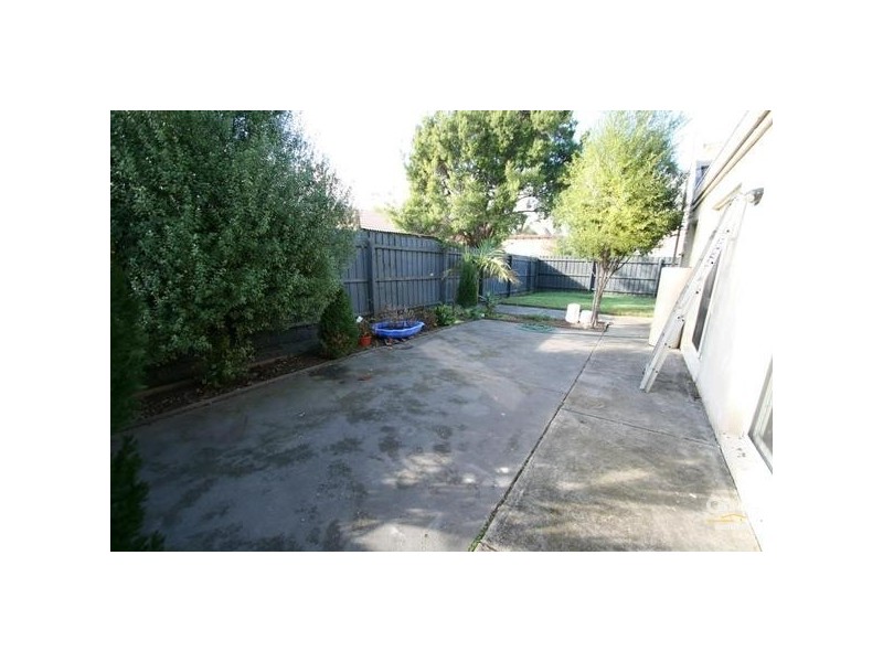 10/135 Athol Road, Springvale South VIC 3172