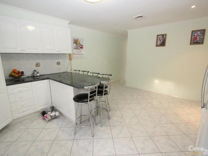 2 Larksong Court, Springvale South VIC 3172