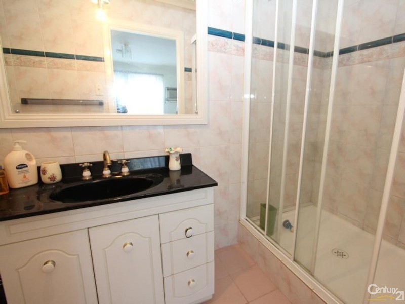 2 Larksong Court, Springvale South VIC 3172