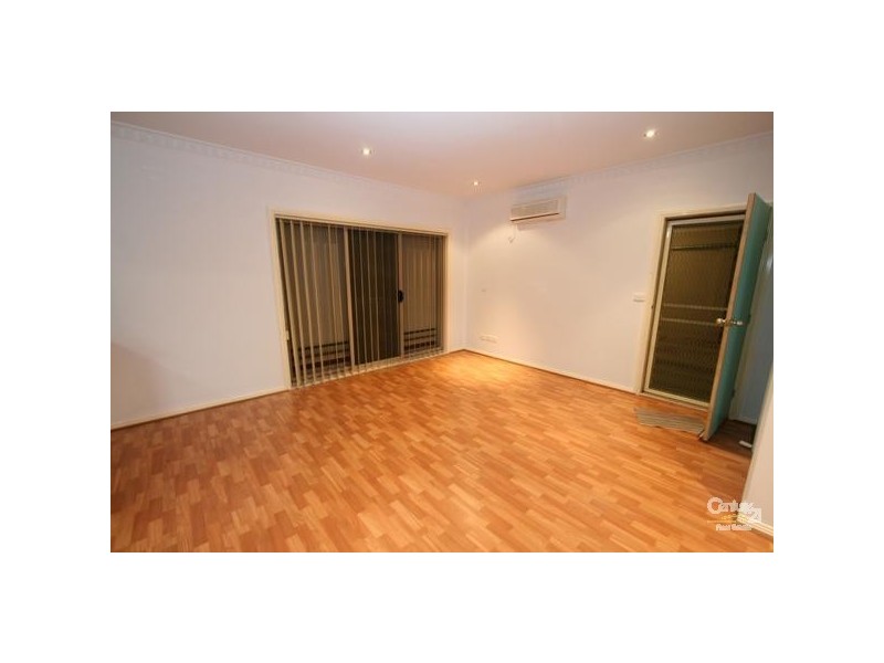 2/60 Windsor Avenue, Springvale VIC 3171