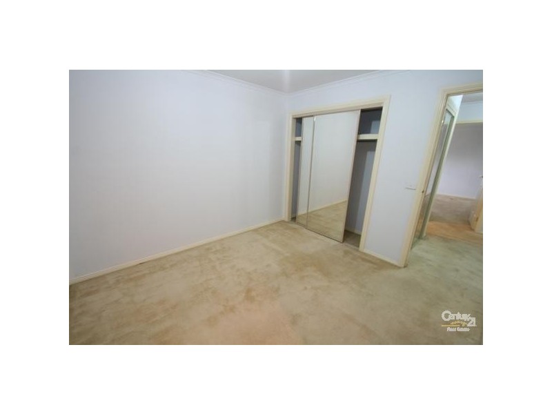 2/60 Windsor Avenue, Springvale VIC 3171