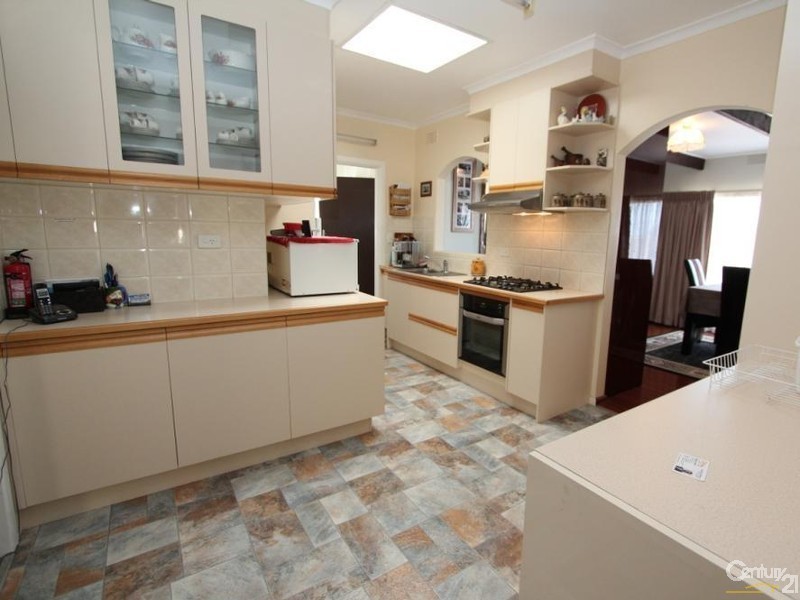 52 Sharon Road, Springvale South VIC 3172