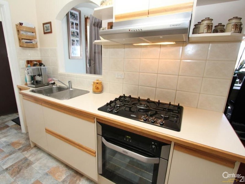 52 Sharon Road, Springvale South VIC 3172