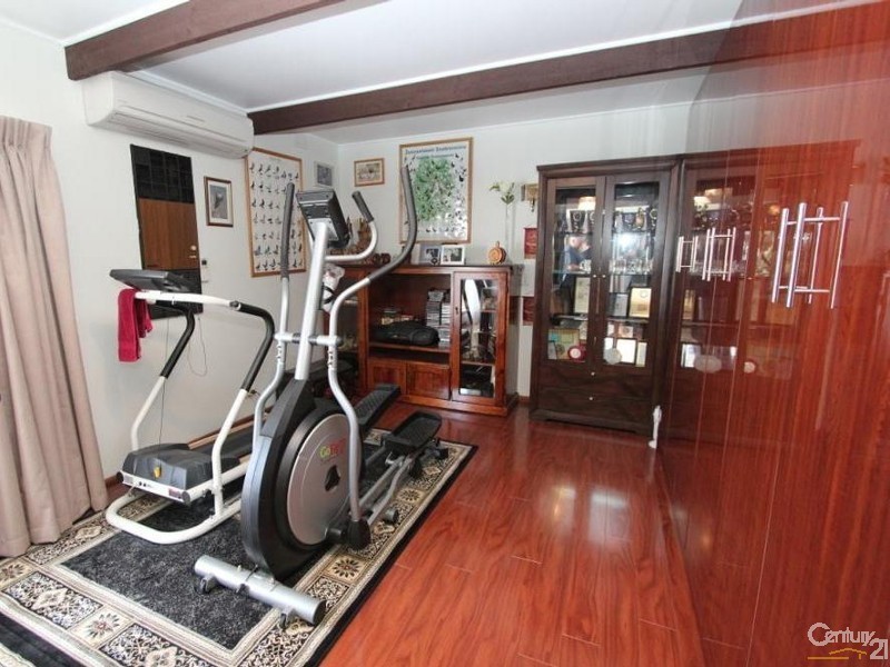 52 Sharon Road, Springvale South VIC 3172